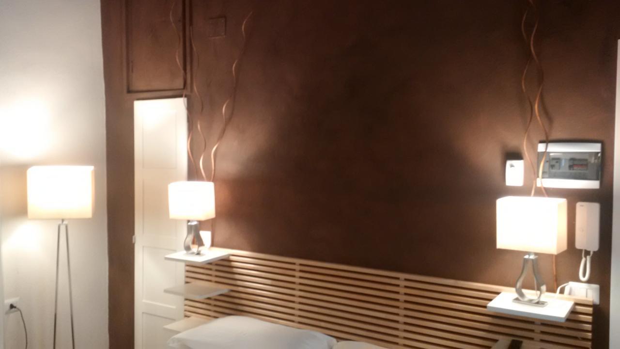 Suite White House ตรานิ ภายนอก รูปภาพ